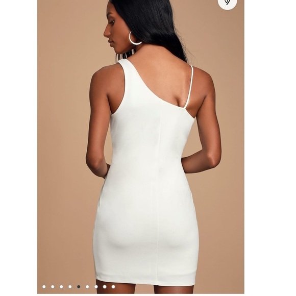 3 for $20 ⭐️ Lulu’s Late Night Love White One-Shoulder Bodycon Dress - Picture 12 of 13